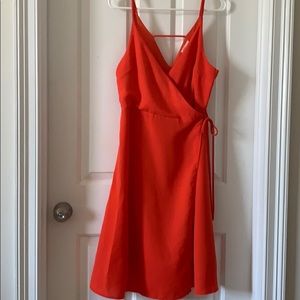 Sophie Rue Medium Wrap Size in Clementine